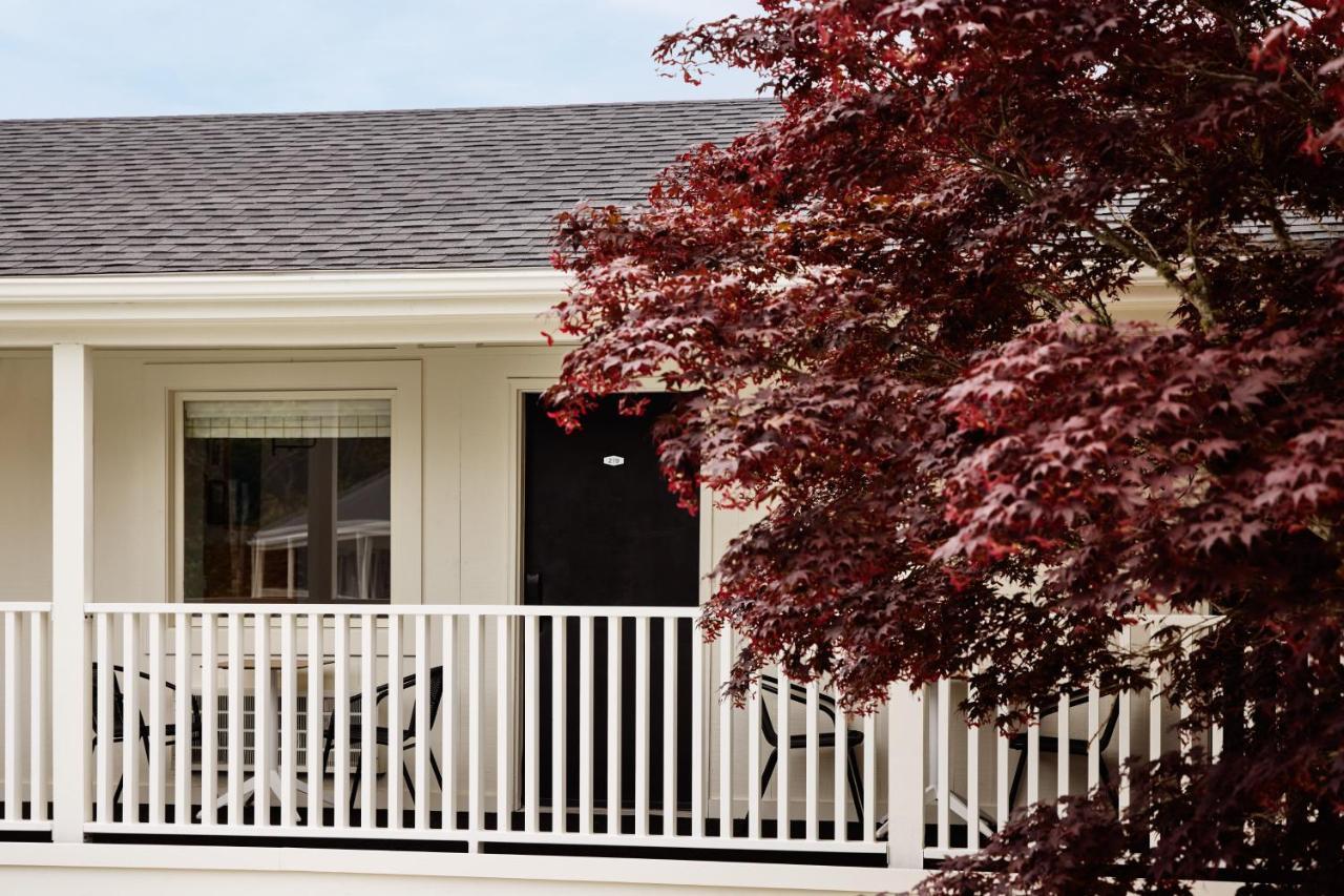 Parker Beach Lodge Саут-Ярмут Екстер'єр фото